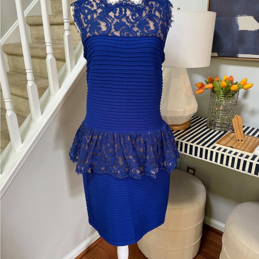 Tadashi Shoji Royal Blue sheath Dress. Medium.